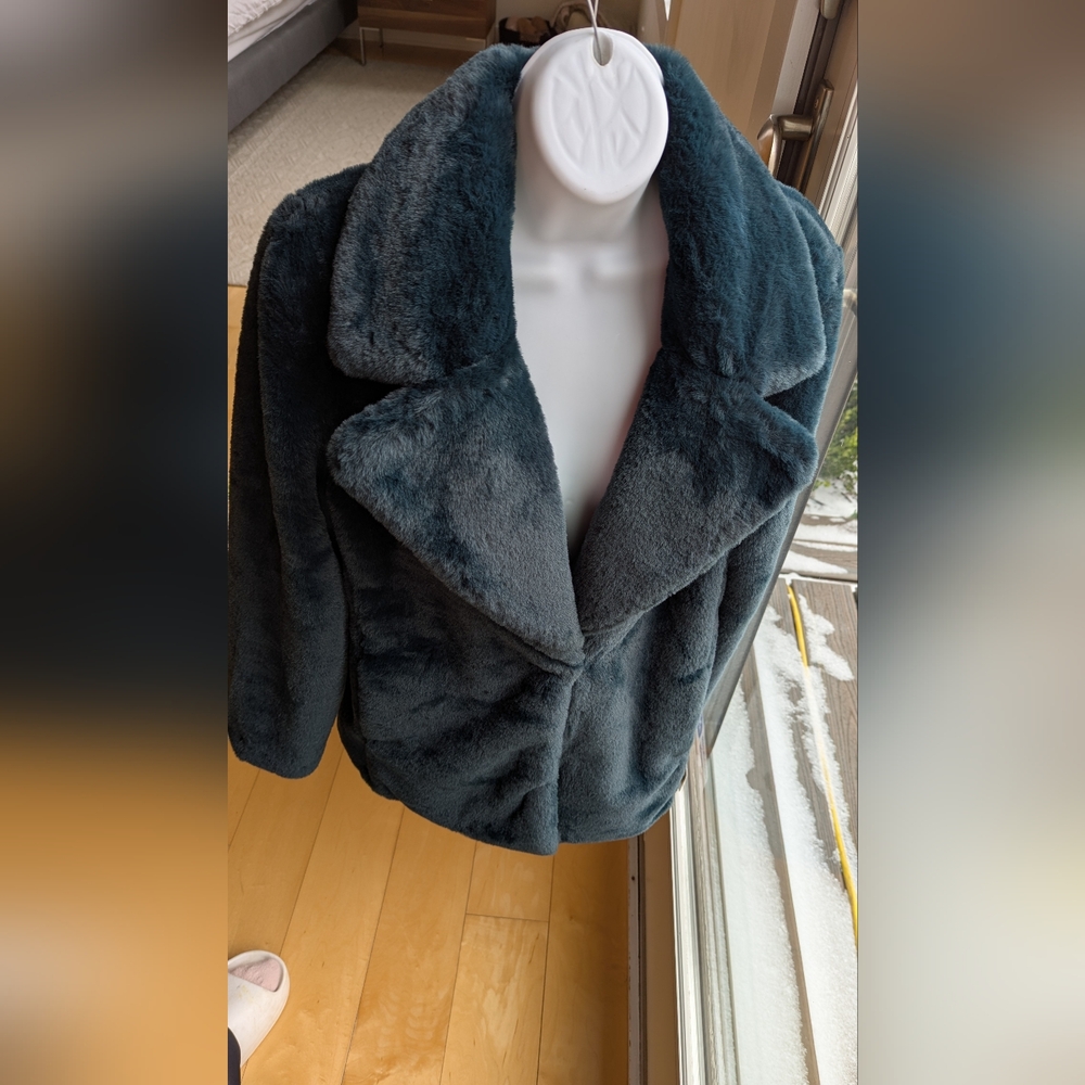 LOFT Plush Faux Fur Jacket in Teal. Small. NWT. - Picture 4 of 5